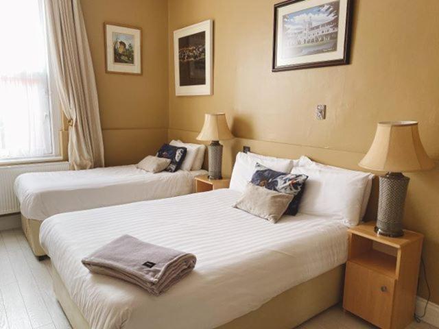 Rose Lodge Guest House Cork Buitenkant foto